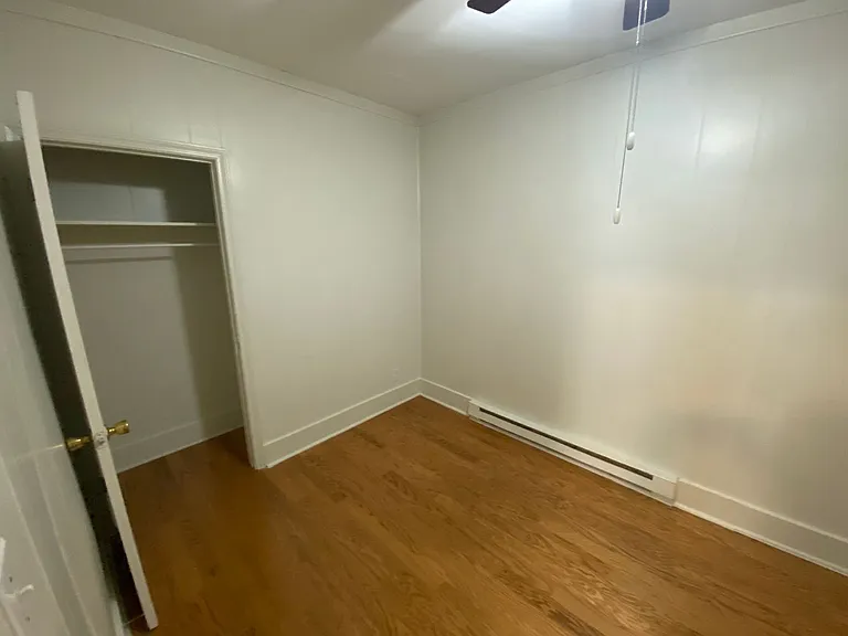 1212 W Chapel Hill St #19 — Photo 9