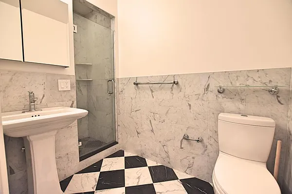 Rented by Bold New York | media 14