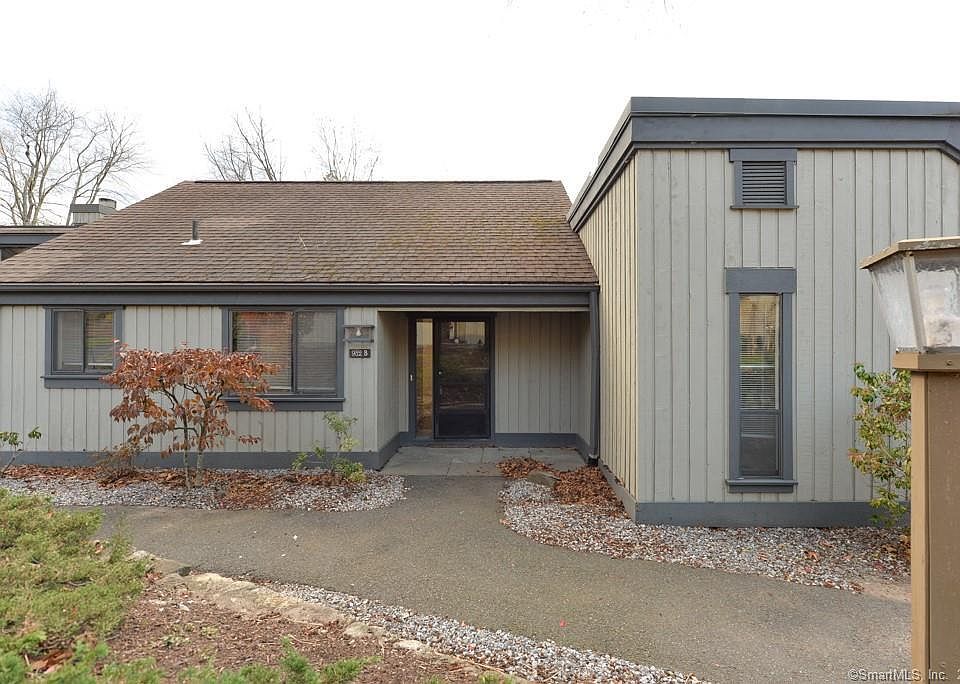 982 Heritage Vlg B, Southbury, CT 06488 Zillow