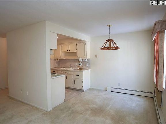 3rd image of 441 Tollis Pkwy APT 155C
