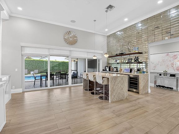 3rd image of 3290 Saint Annes Drive