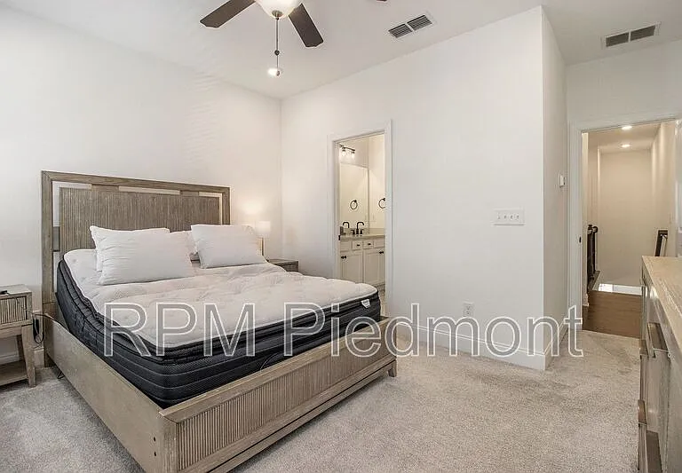 2638 Caruso Way — Photo 23