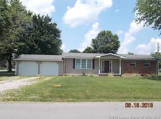 1141 E Cutshall Rd, Scottsburg, IN 47170