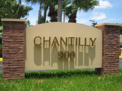 900 NE 195th St APT 310, Miami, FL, 33179