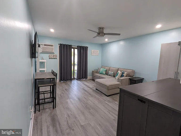 725 Allen Dr #A125 — Photo 11
