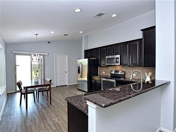 5th image of 14613 Joy Lee Ln
