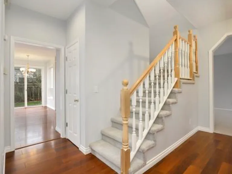 8745 SW Stono Dr — Photo 3