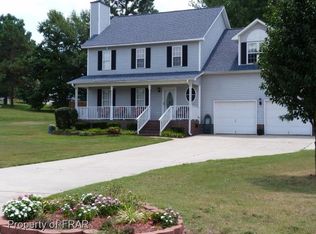 78 Cresthaven Dr, Sanford, NC 27332