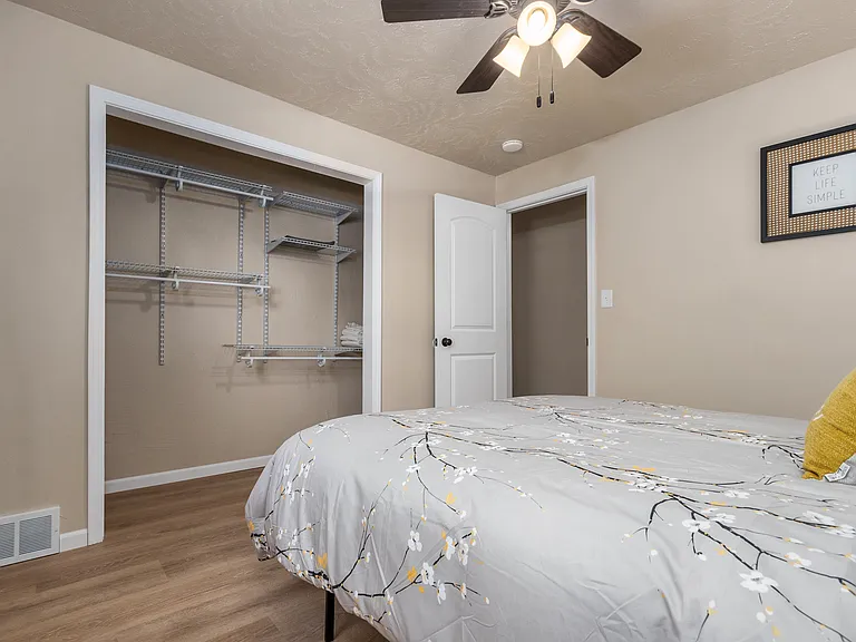2703 N Helen St #2703 — Photo 13