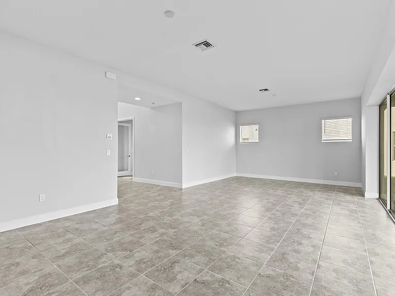 5338 Liberty Ln — Photo 16