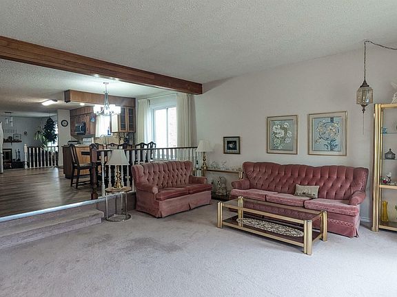 5th image of 4209 48th St