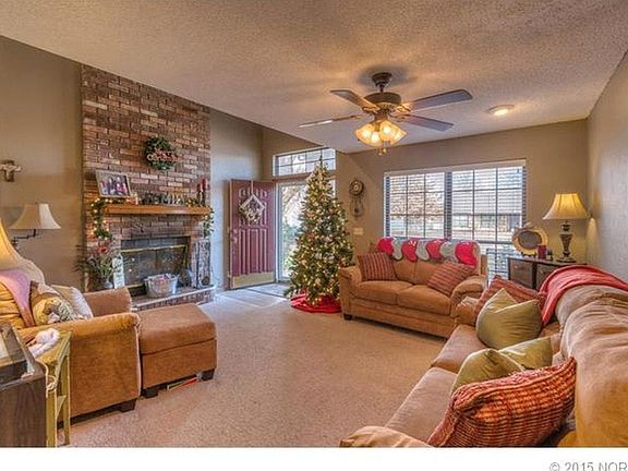 living with furniture for spacing