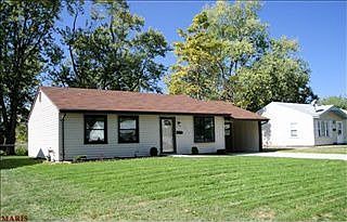 1st image of 12127 Parkwood Pl