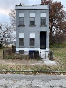 2704 Stoddard St, Saint Louis, MO, 63106