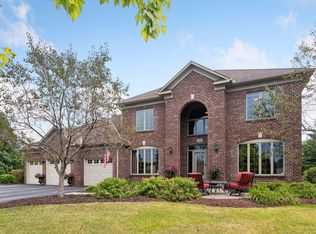 8061 Stone Creek Ct, Saint Bonifacius, MN 55375