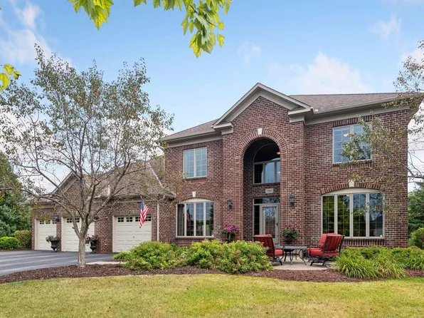 8061 Stone Creek Ct, Saint Bonifacius, MN 55375