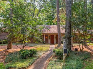 205 Woodridge Dr, Yazoo city, MS 39194