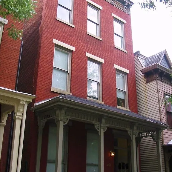 408 W Marshall St #3 — Photo 3