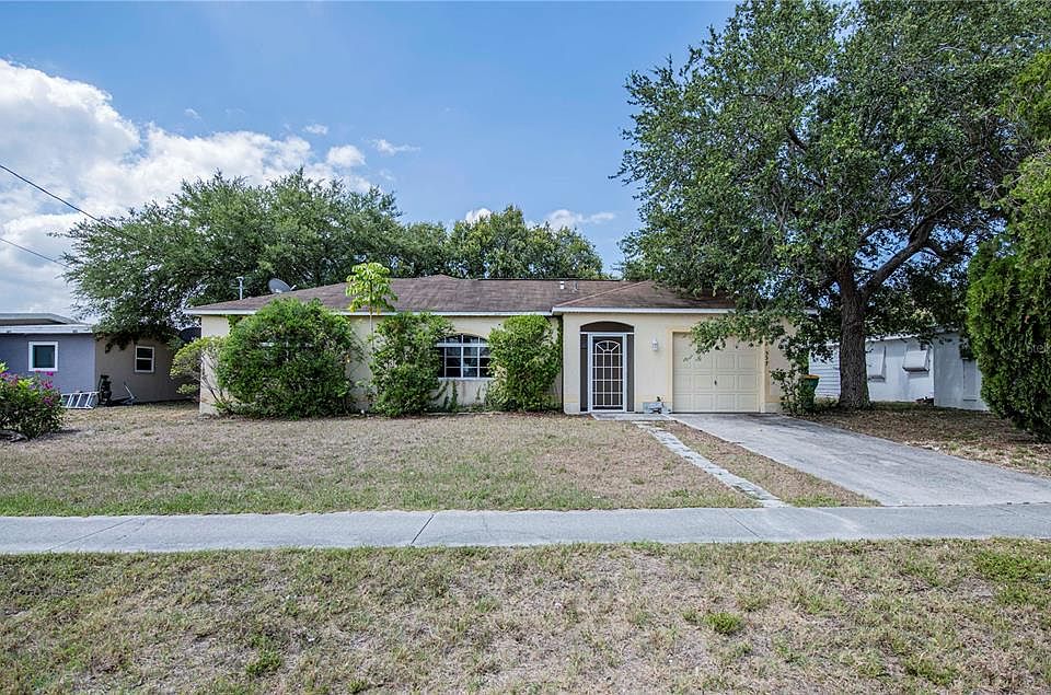 1st image of 21537 Gibralter Dr