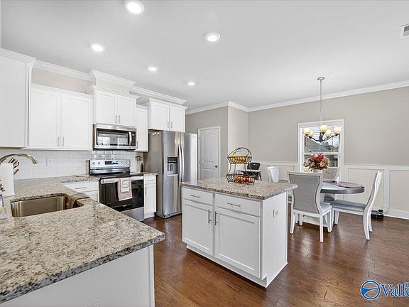 4th image of 8790 Segers Trail Loop