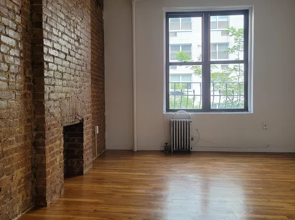 316 East 70th Street image 1 of 5