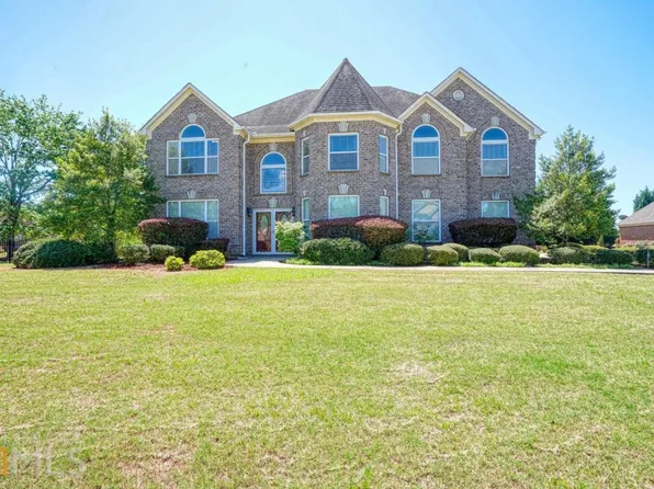 121 Crystal Lake Blvd, Hampton, GA 30228