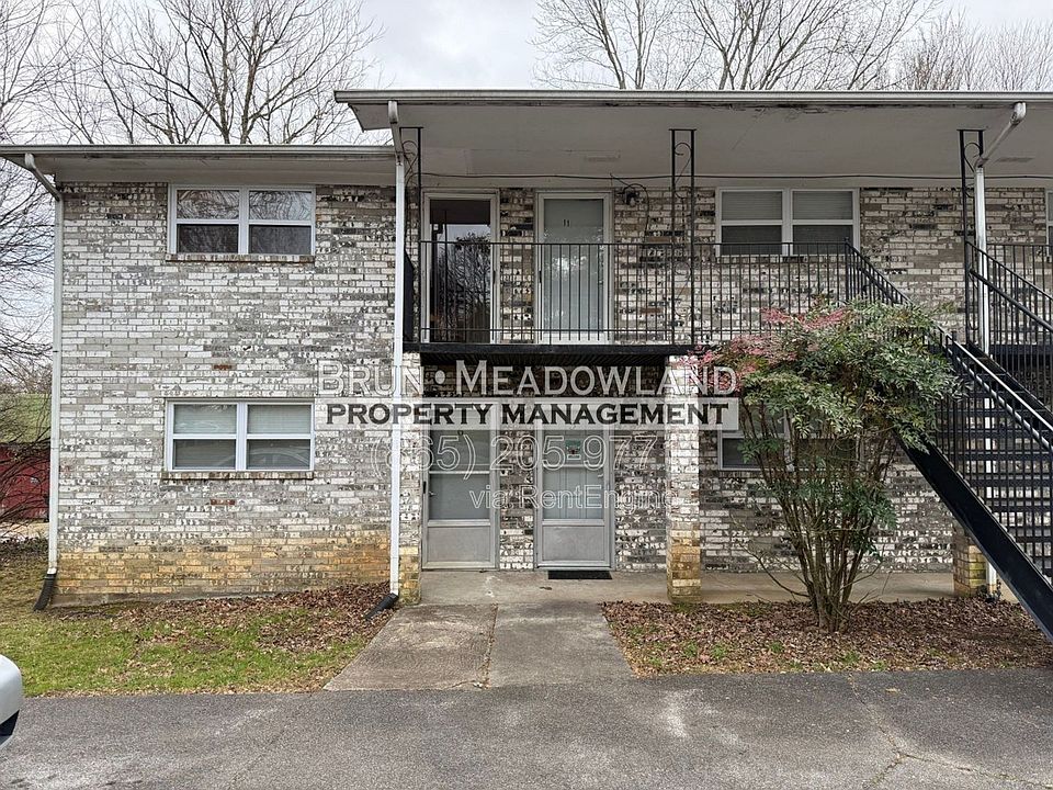 1st image of 3216 Garden Dr #6