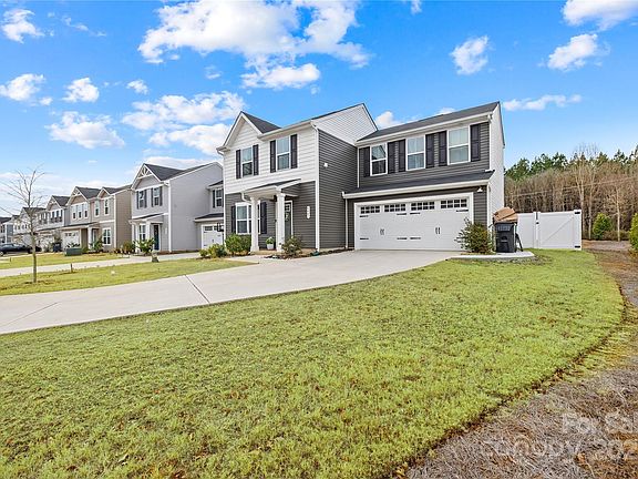3rd image of 4447 Wild Ridge Dr