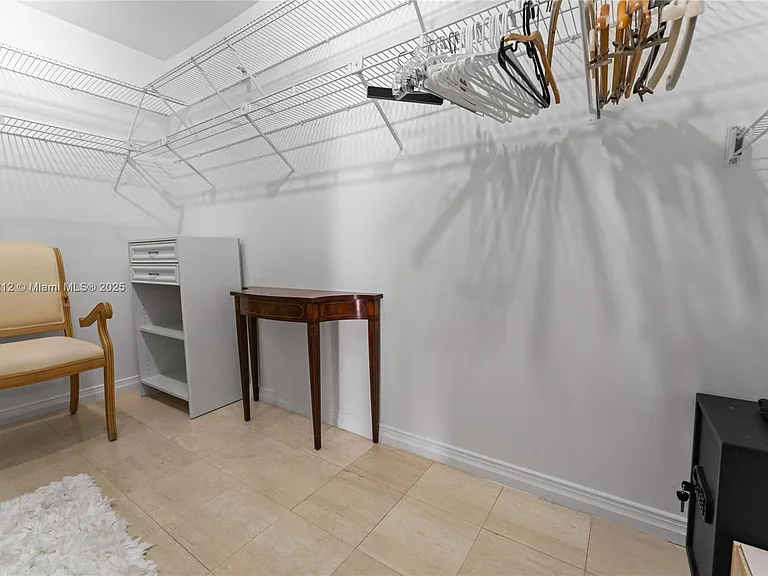 19112 Fisher Island Dr #19112 — Photo 15