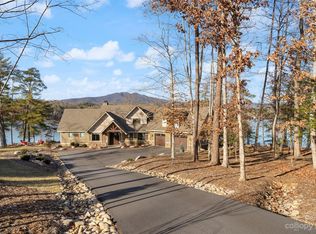 38 Cordova Dr, Nebo, NC 28761