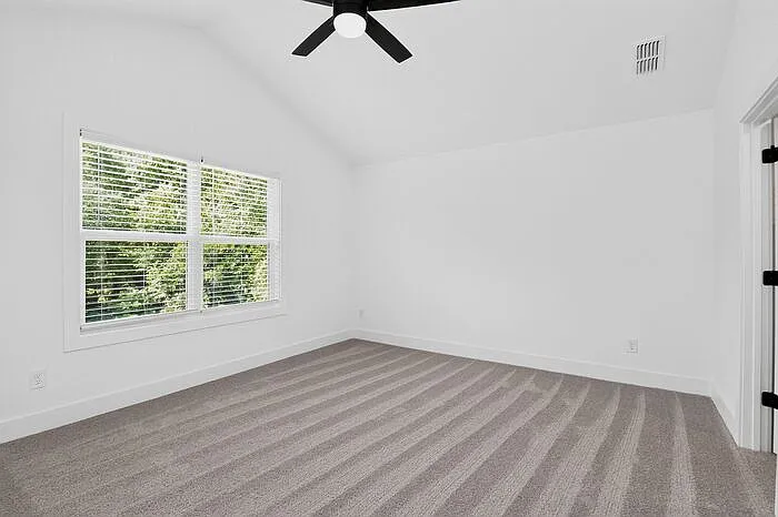 308 E Talleyrand Ave — Photo 22