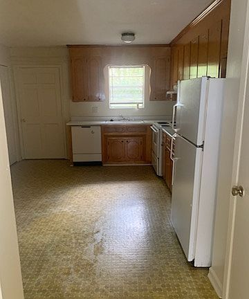 4th image of 205 Durst Ave W APT 207