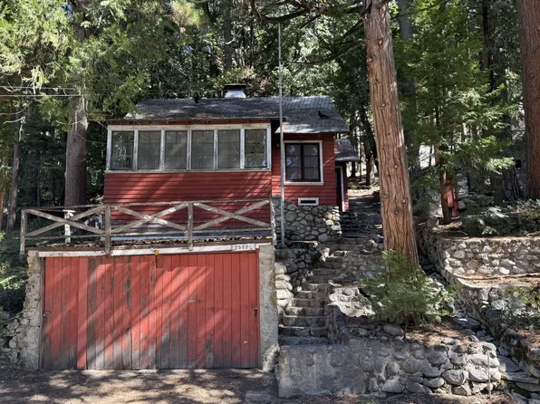 25890 Wayne Dr, Idyllwild, CA 92549