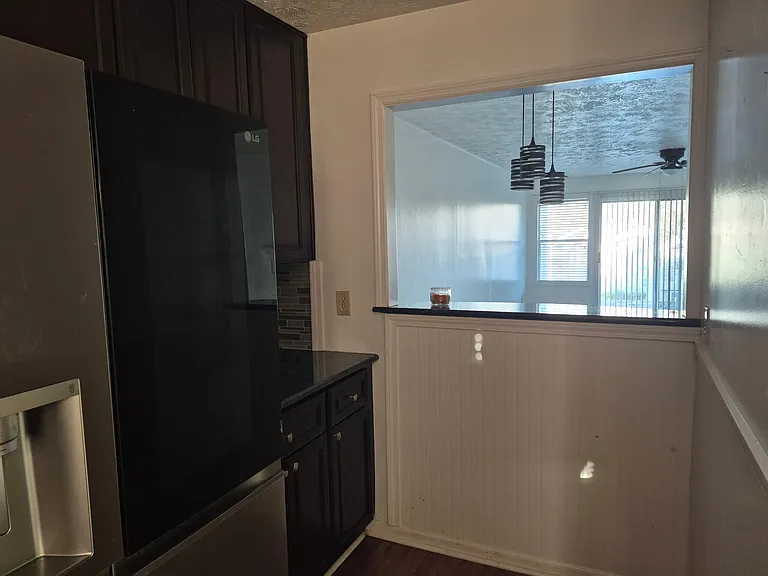 1004 Brookhollow Dr #2 — Photo 6