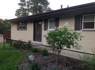1951 Surf Dr NE, Solon, IA 52333