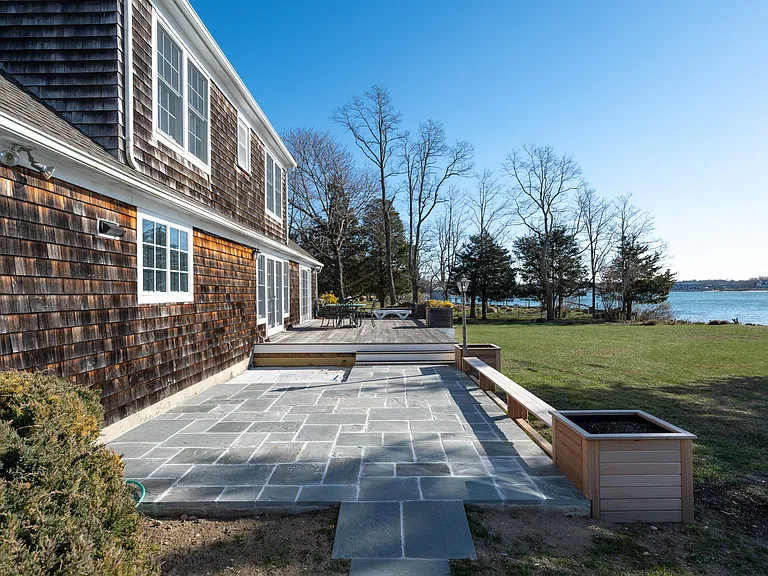 69 Ferry Rd — Photo 11