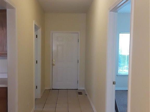 4th image of 110 N School Ave APT 4