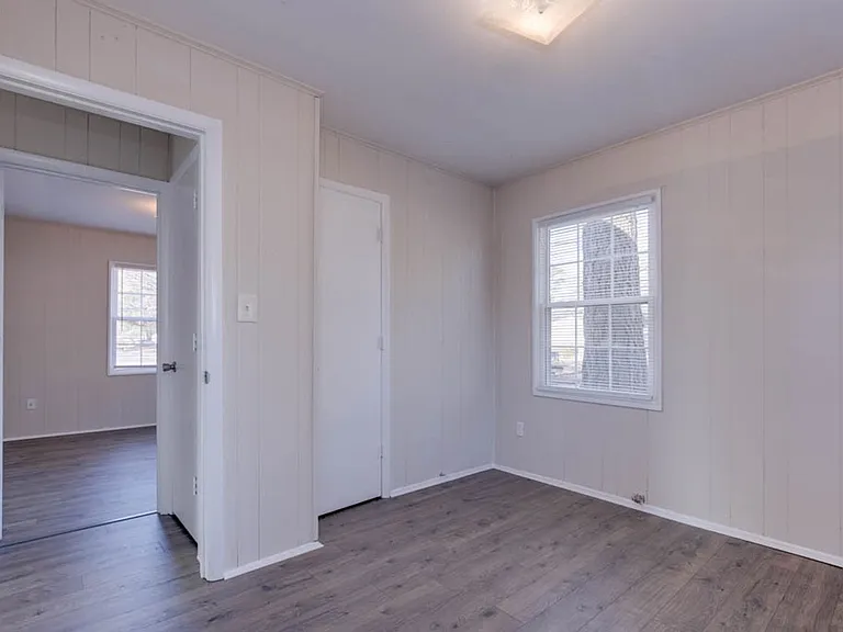 106 Pine Grove Ave — Photo 26