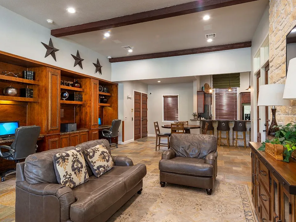 Oak Park Trails Resident Lounge Sitting Area