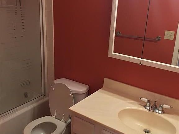 3rd image of 1326 N 55th Ct
