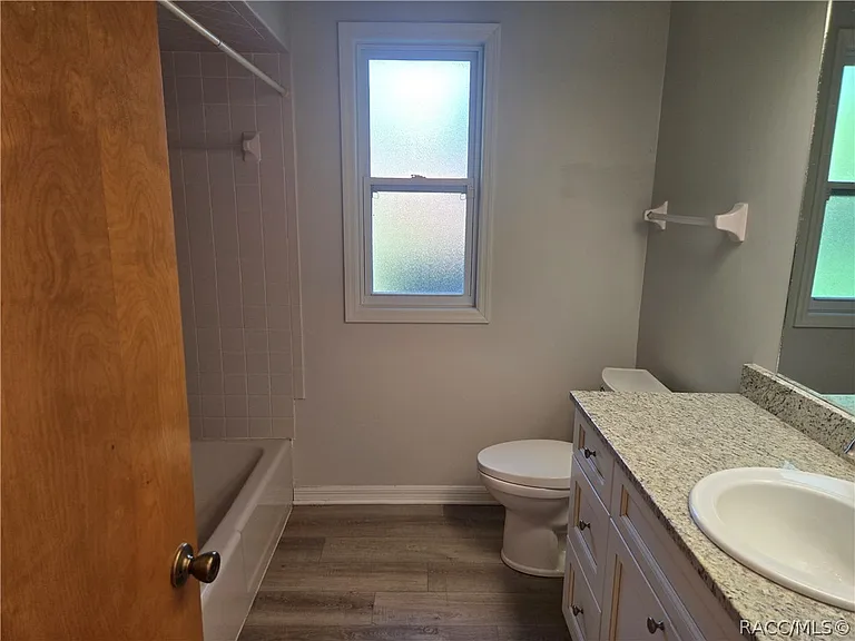 8288 W Barry Ct — Photo 24