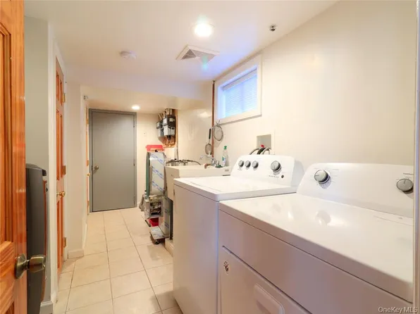 43-27 220th Place image 32 of 40