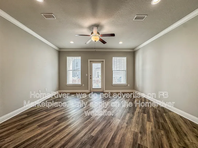 7297 Majestic Blvd — Photo 7