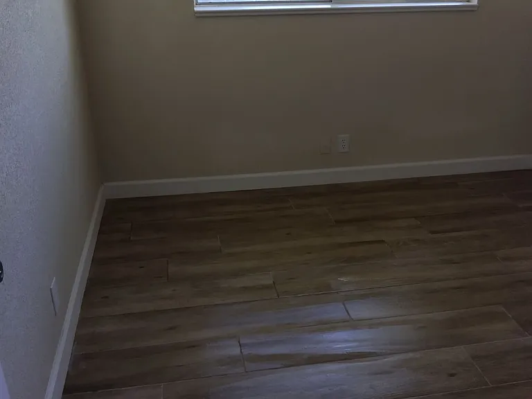 1370 Evelyn Way #9 — Photo 8