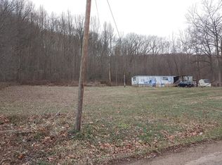 6703 Chenoweth Fork Rd, Piketon, OH 45661