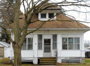 106 S Jackson Ave, Polo, IL 61064