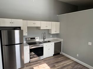 242-244 Main St #7, Epping, NH 03042