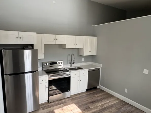 242-244 Main St #7, Epping, NH 03042