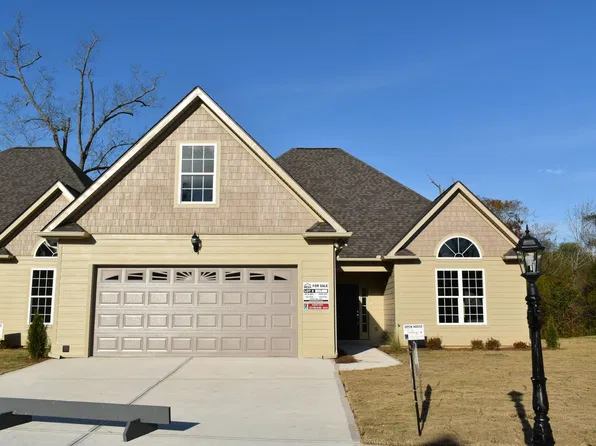 1011 Jackson Mill Dr, Hixson, TN 37343
