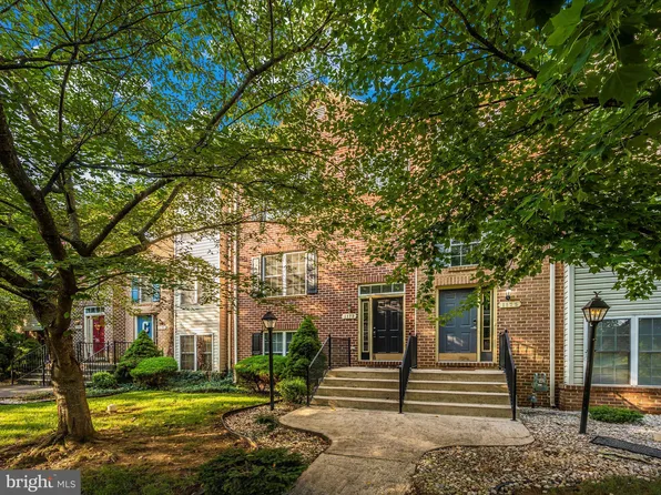 1173 Lindsay Ln, Hagerstown, MD 21742